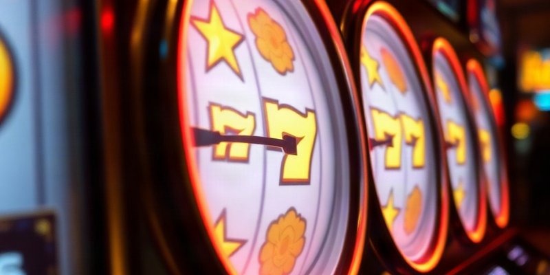 Cơ chế nổ hũ và cách hoạt động của máy quay hũ trong casino trực tuyến